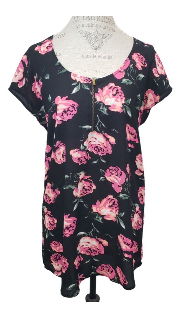 Larry Levine Pink & Black Floral Sheer Tunic Short Sleeved Blouse Shirt Top